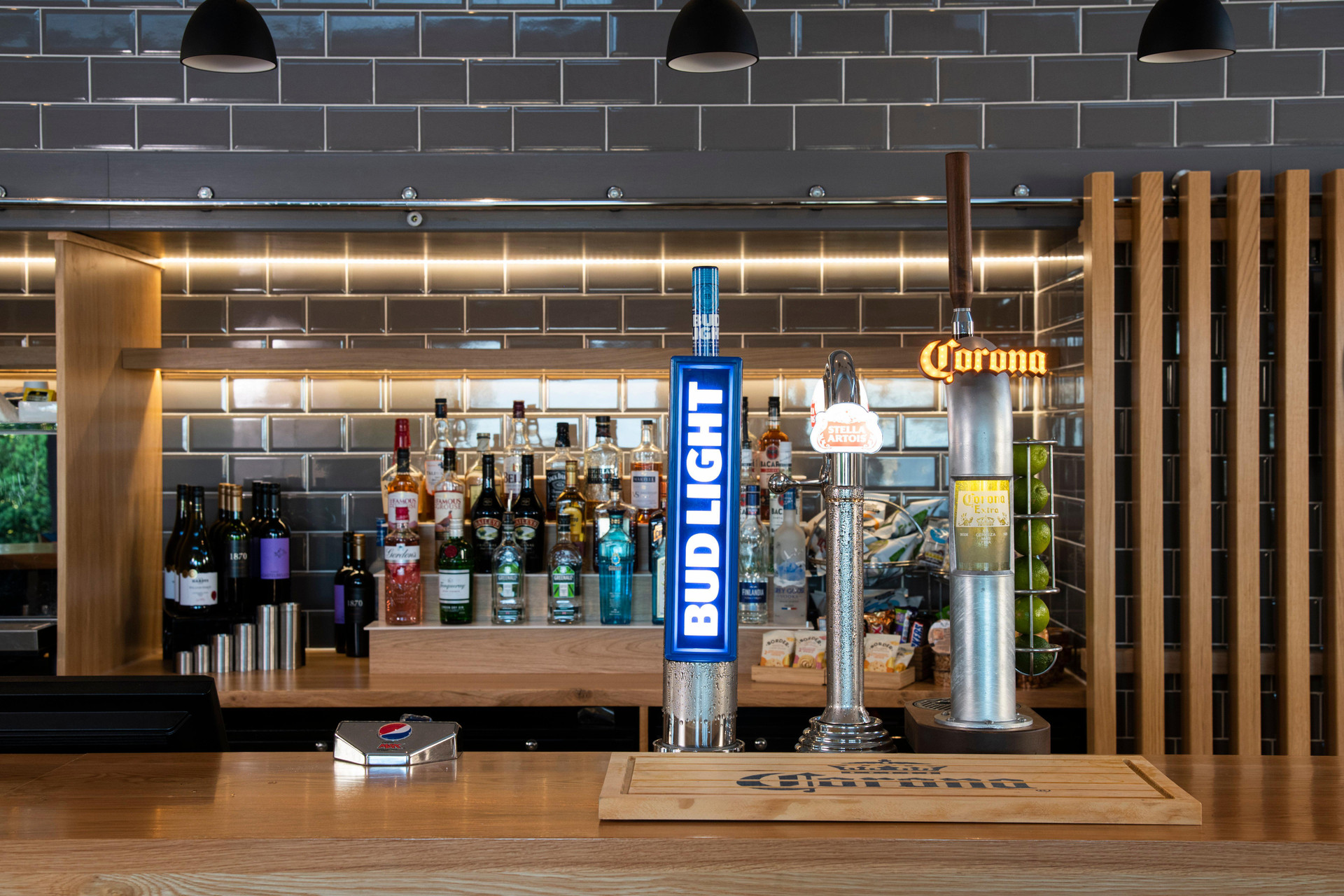Bar/Salón Holiday Inn Express Edinburgh City West by IHG