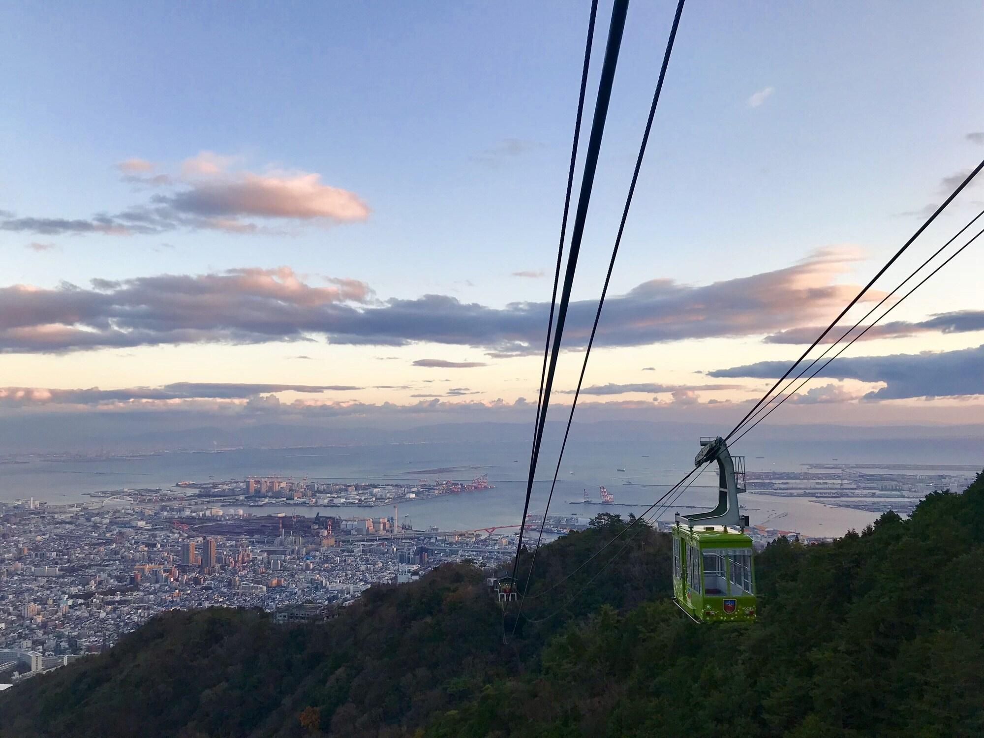 Vista Exterior Guest House MAYA - Hostel