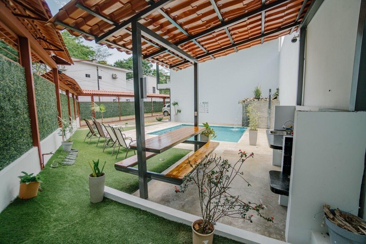 Vista Exterior Apartamentos Ganesha Jacó