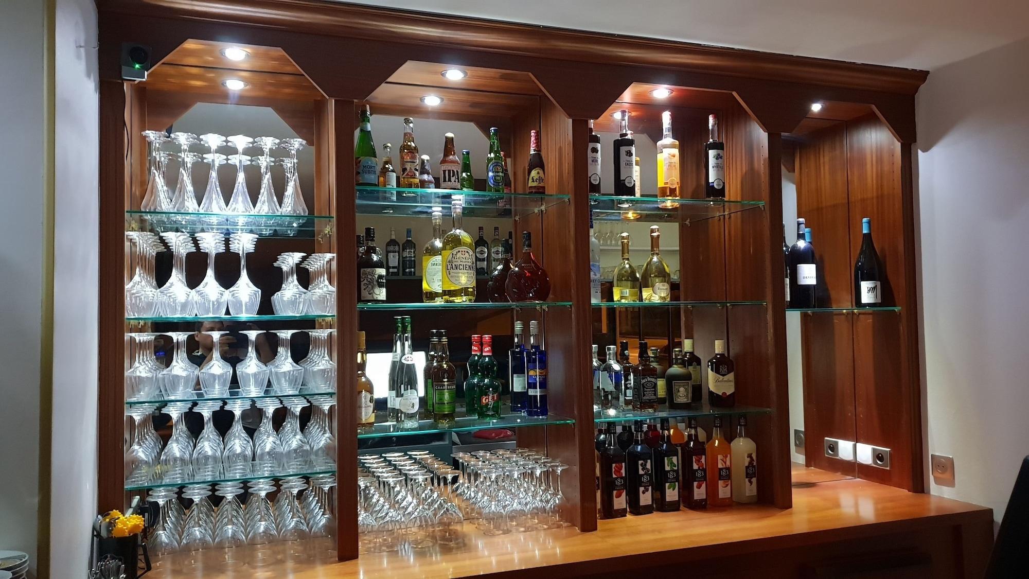 Bar/Salón Hôtel Restaurant le Welcome