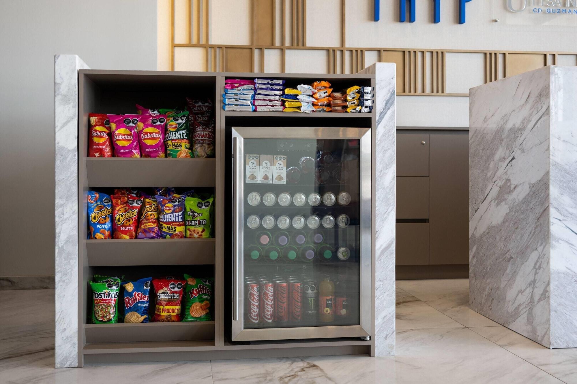 Restaurant Tryp By Wyndham Ciudad Guzman Uttsa