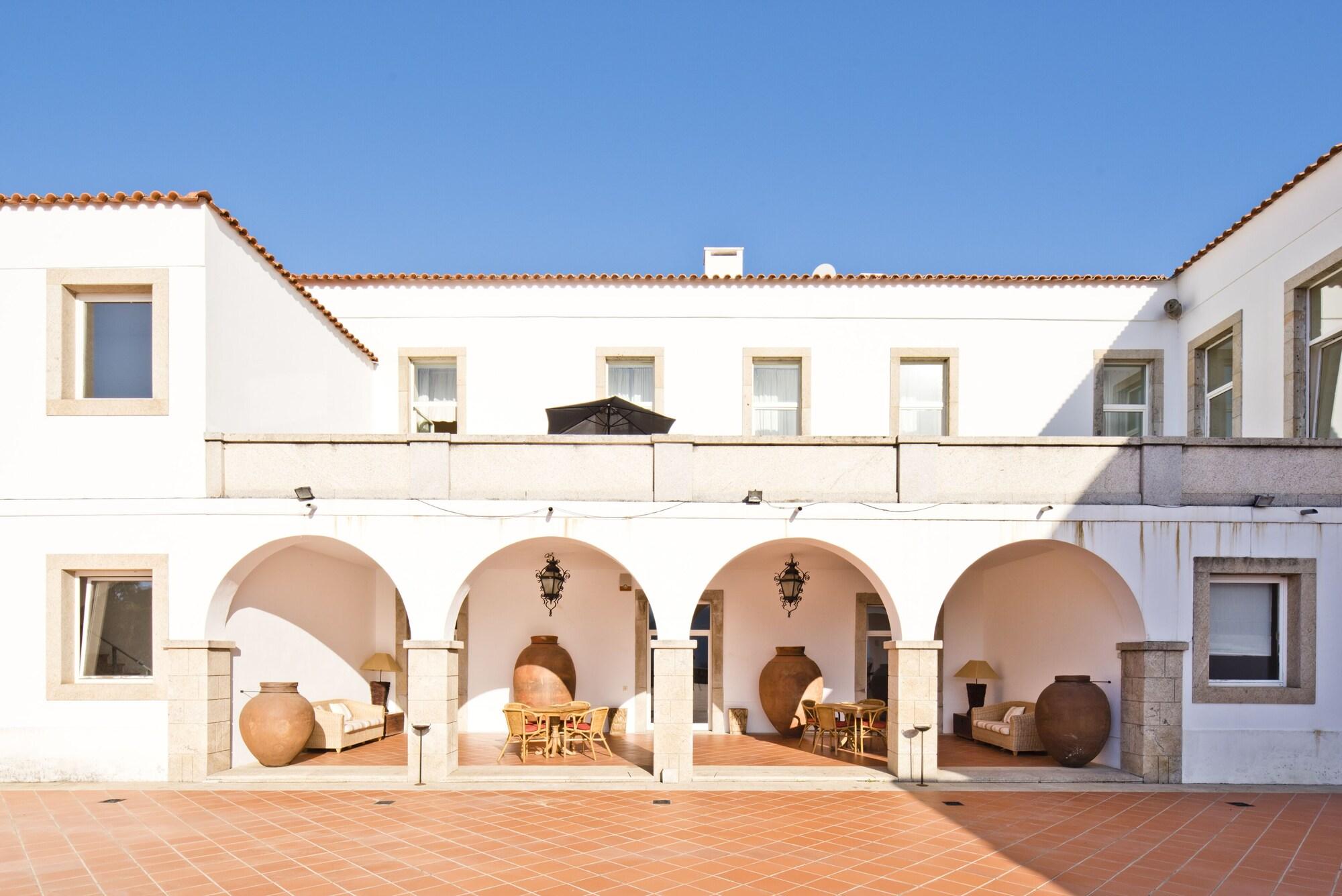 Vista Exterior LAM Hotel Convento do Desagravo