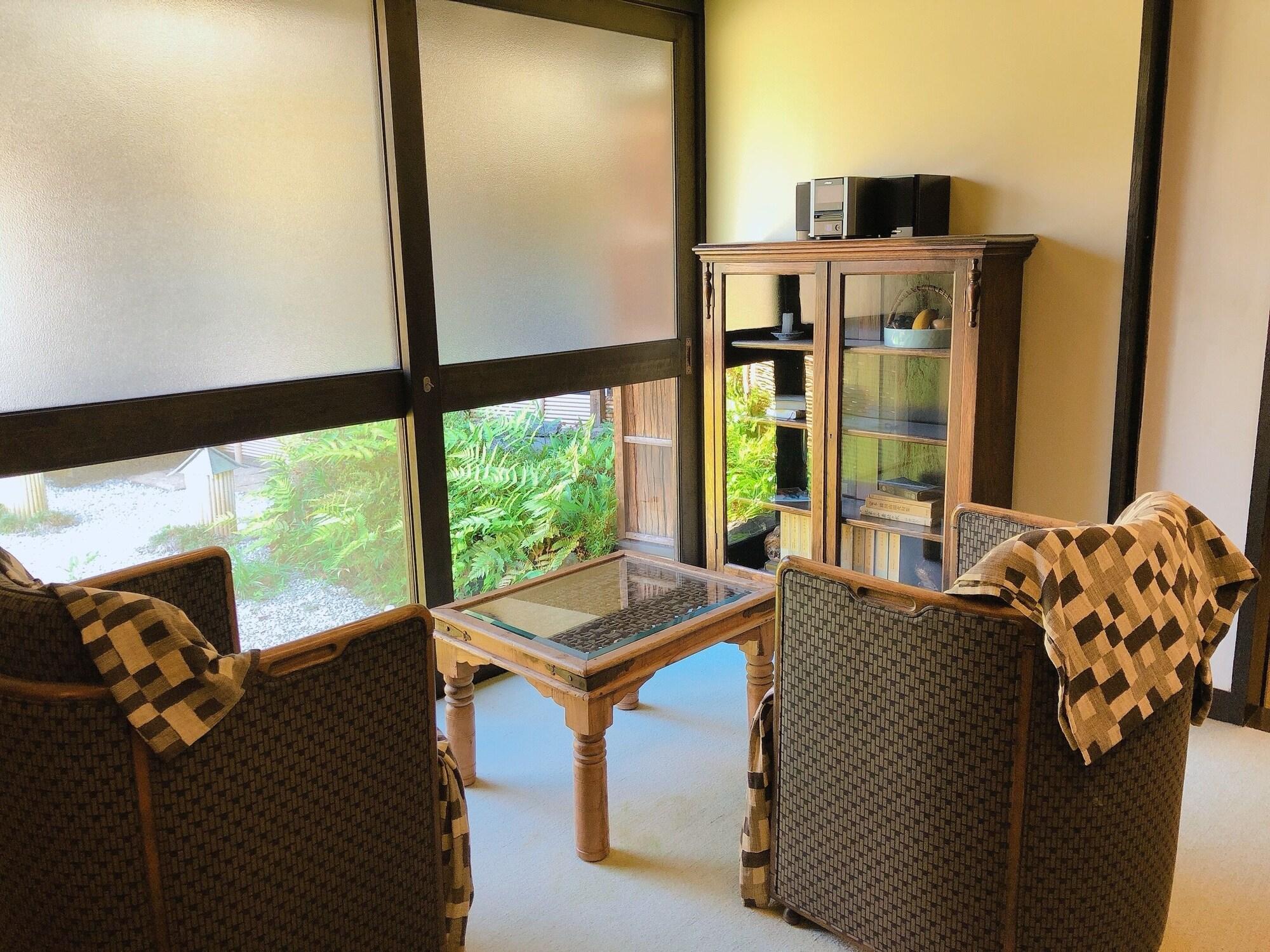 Vista Lobby Tocen Goshoboh