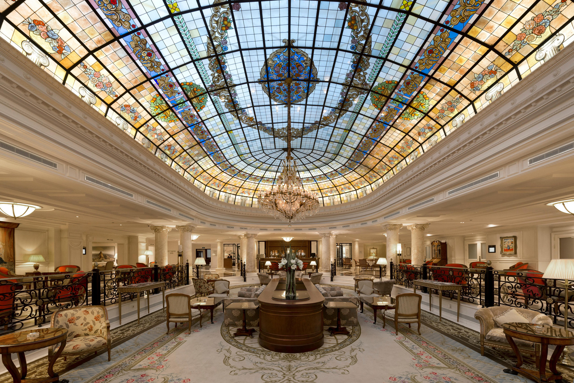 Vista Lobby Eurostars Palacio Buenavista