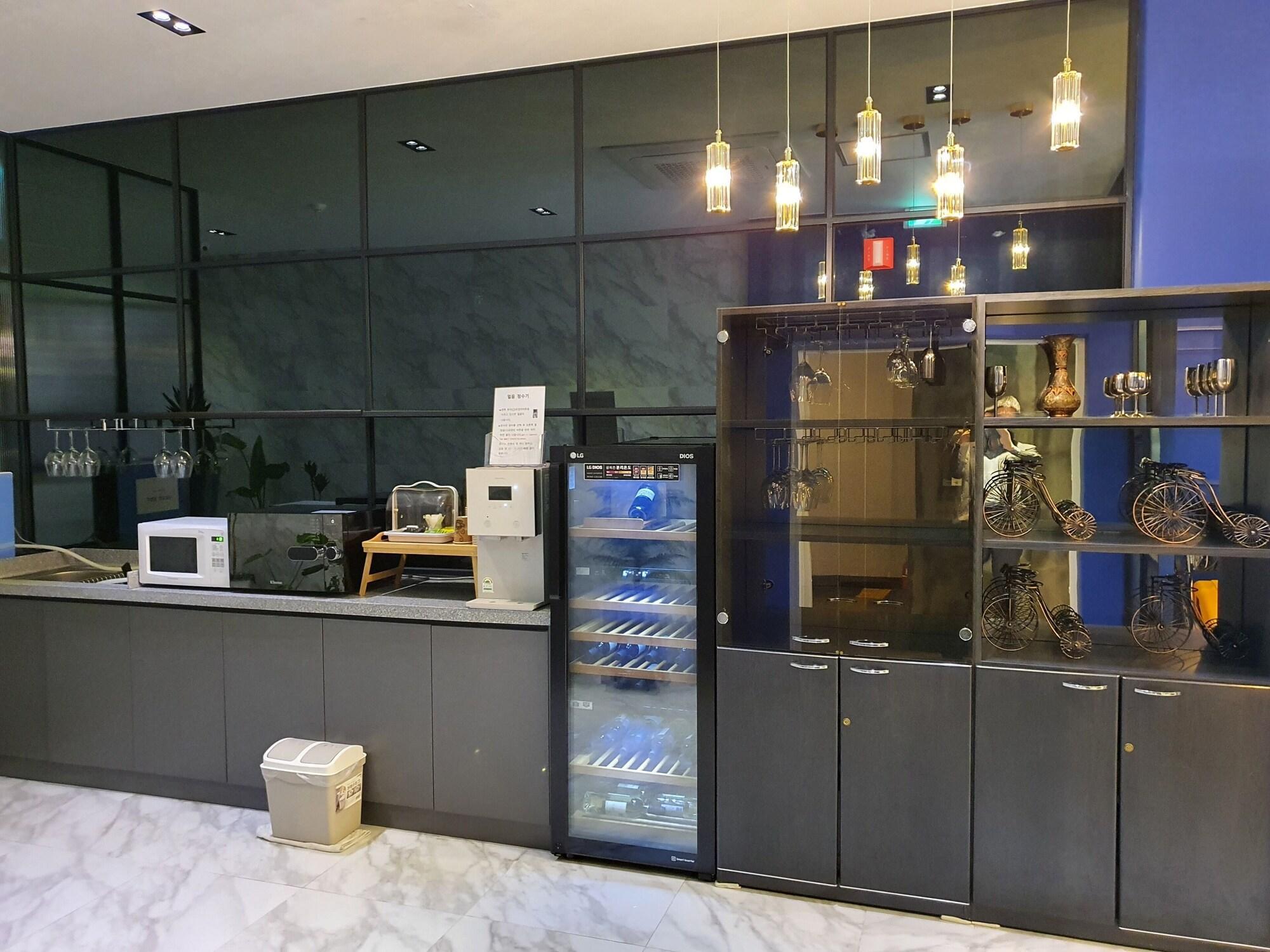 Vista Exterior ST 179 Hotel