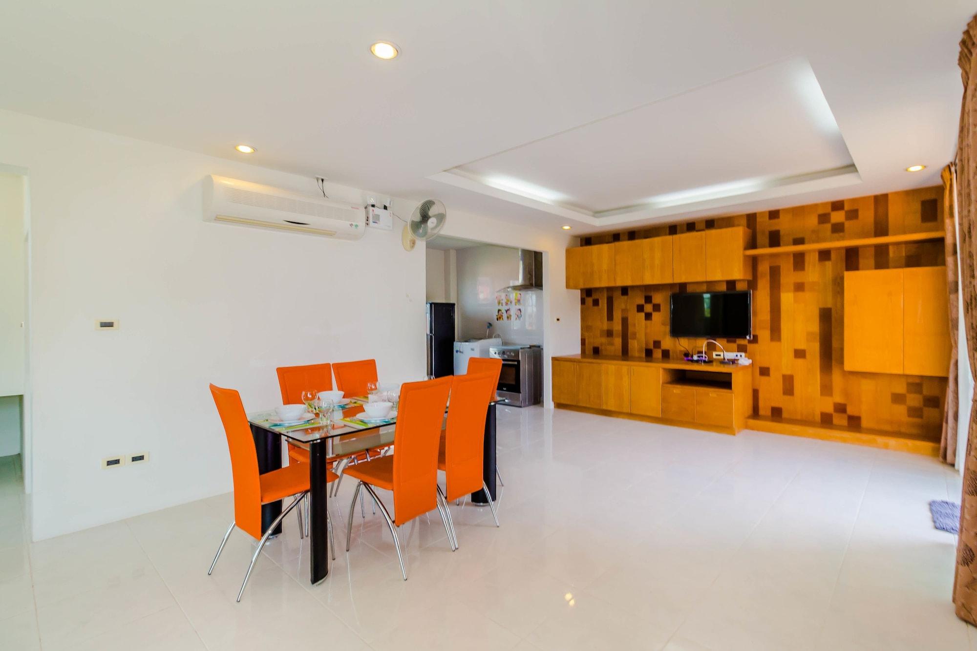 Restaurant Chalong Hill Tropical Garden Homes