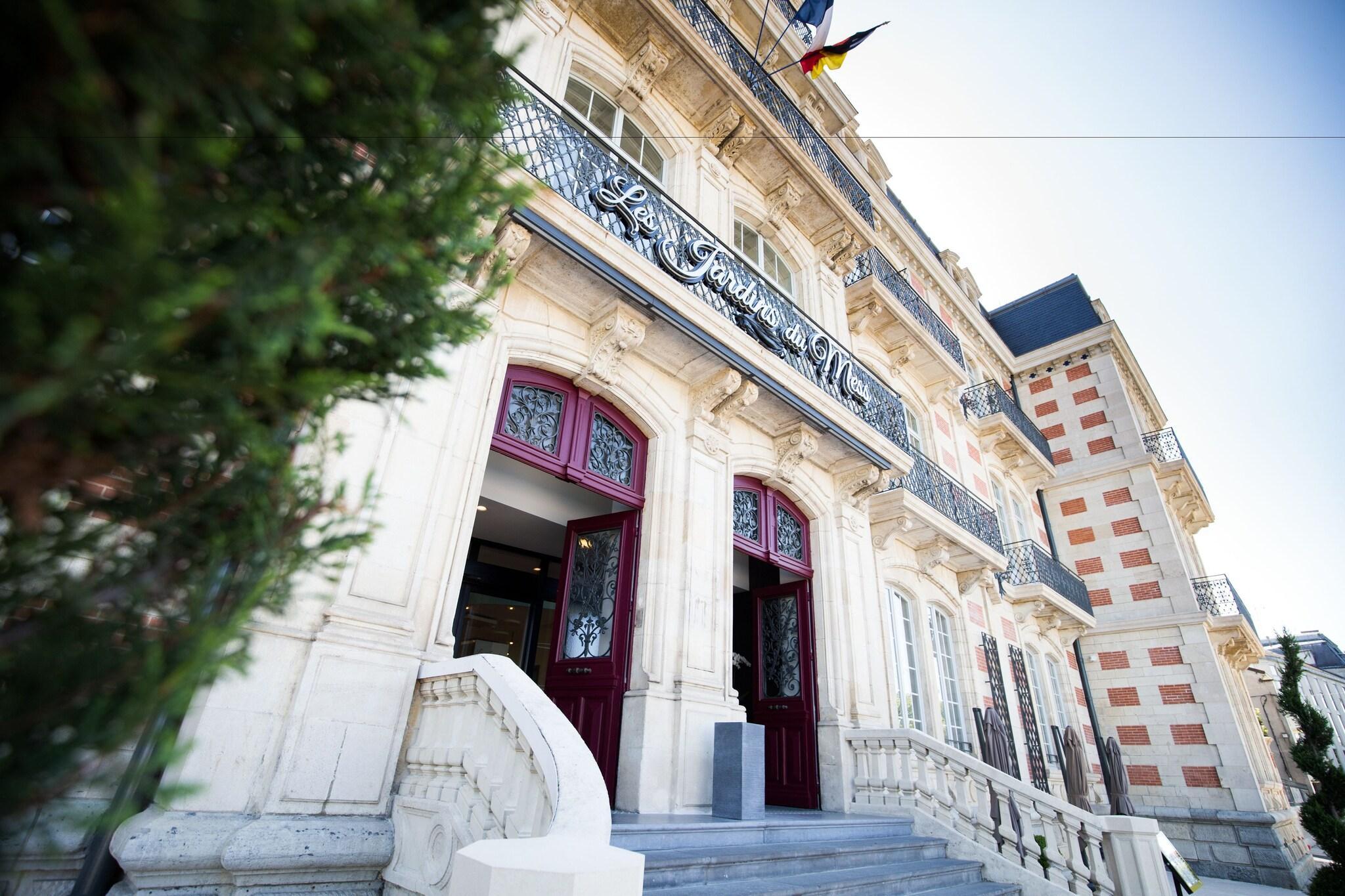 Vista Exterior Les Jardins du Mess