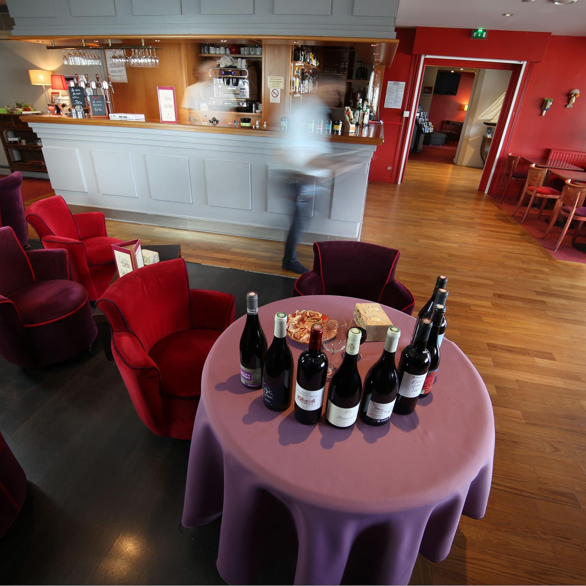 Bar/Salón Trinité Hôtel