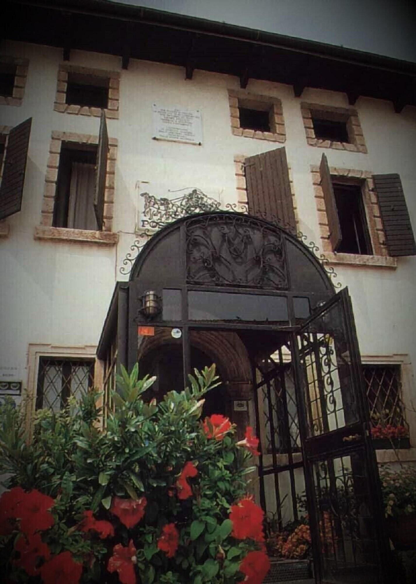 Vista Exterior Residenza d'Epoca Posta Vecia