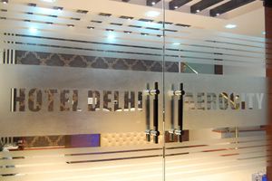Alojamiento - Hotel Delhi Aerocity