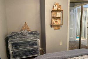 Alquiler Vacacional - Lovely/Serene/Water View1st floor 2B/2BA Condo,10M-Beach.