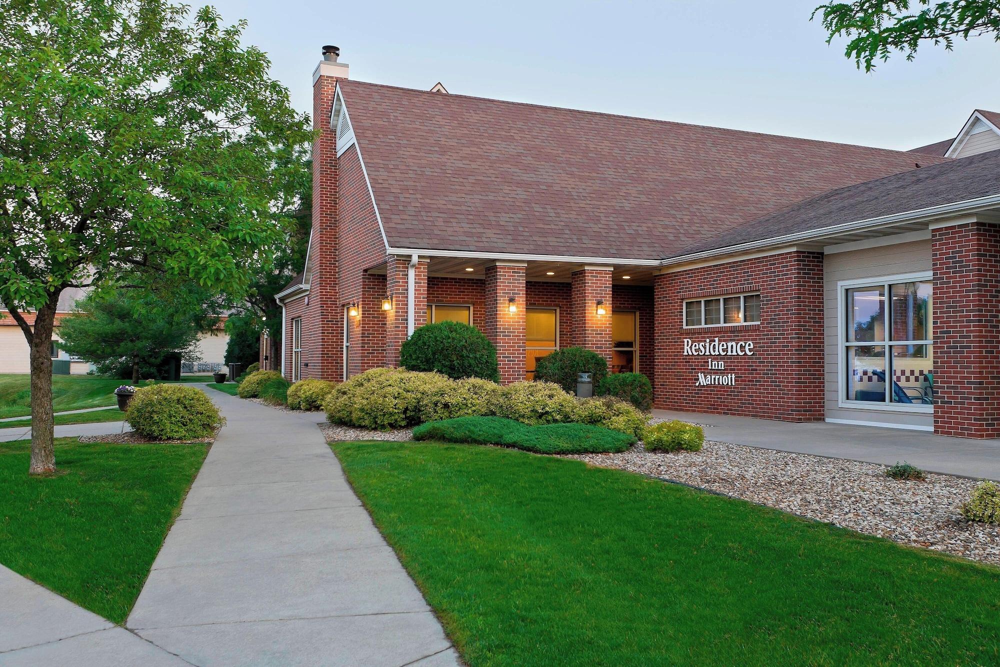 Vista Exterior Residence Inn Cedar Rapids