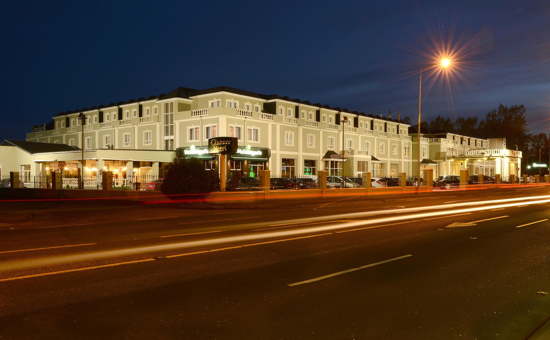 Vista Exterior Clanree Hotel & Leisure Centre
