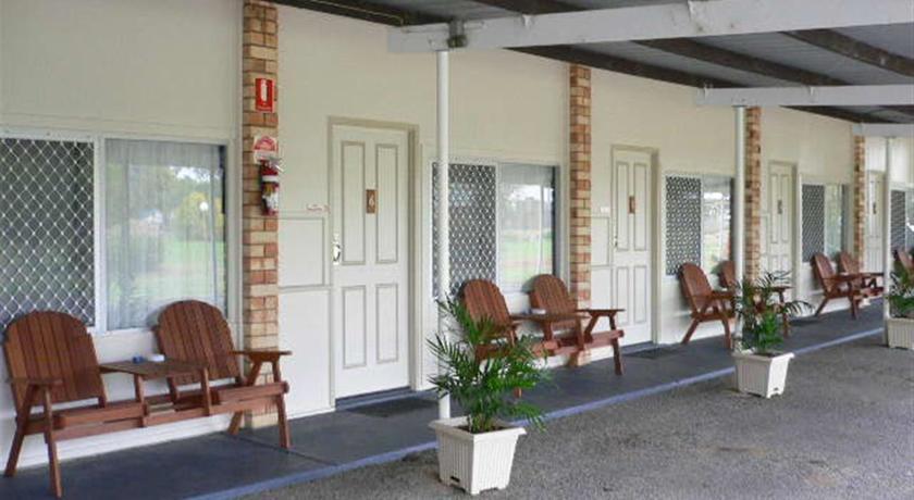 Vista Lobby Chinchilla Motel