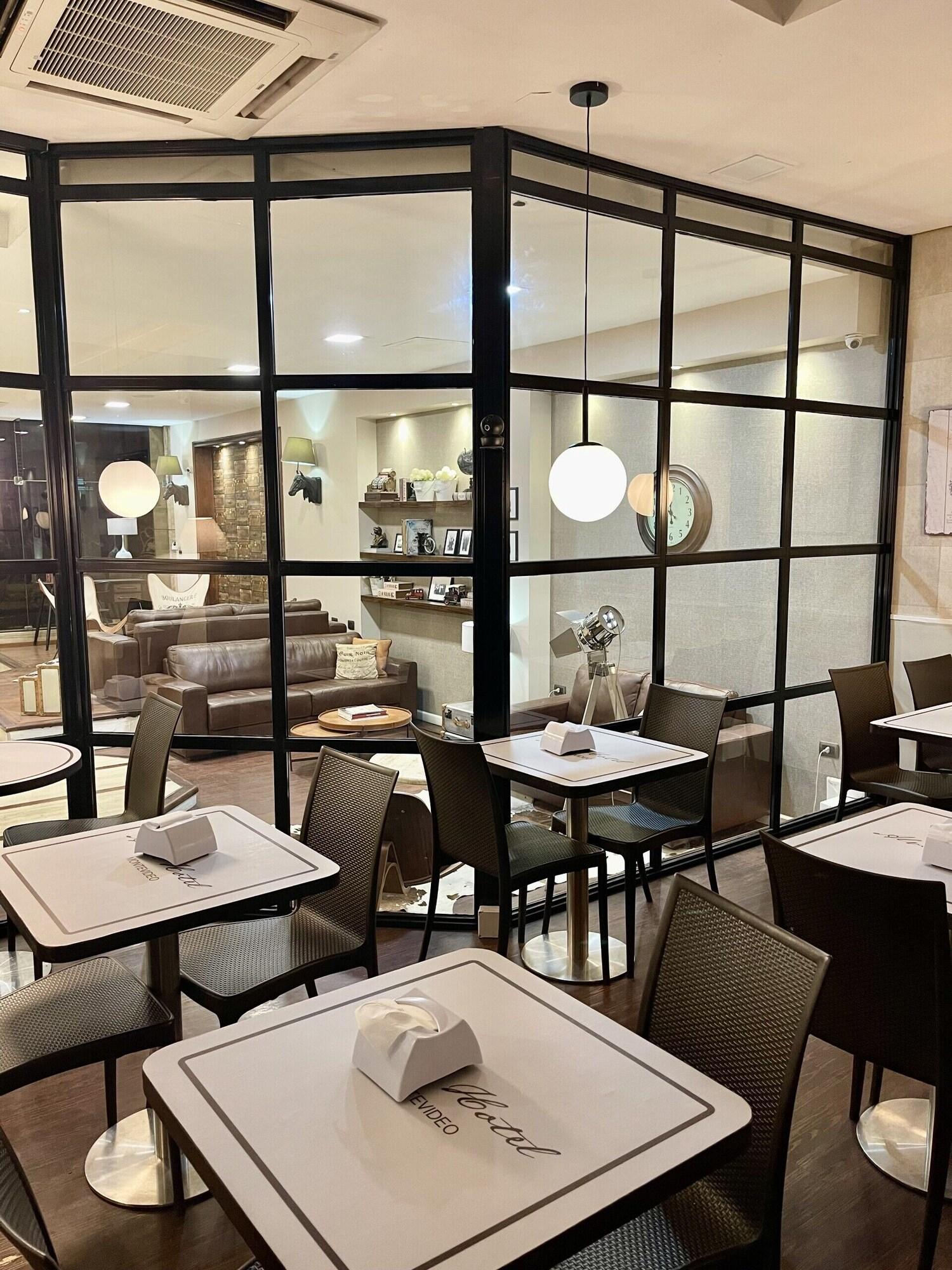 Vista Lobby Alvear Hotel