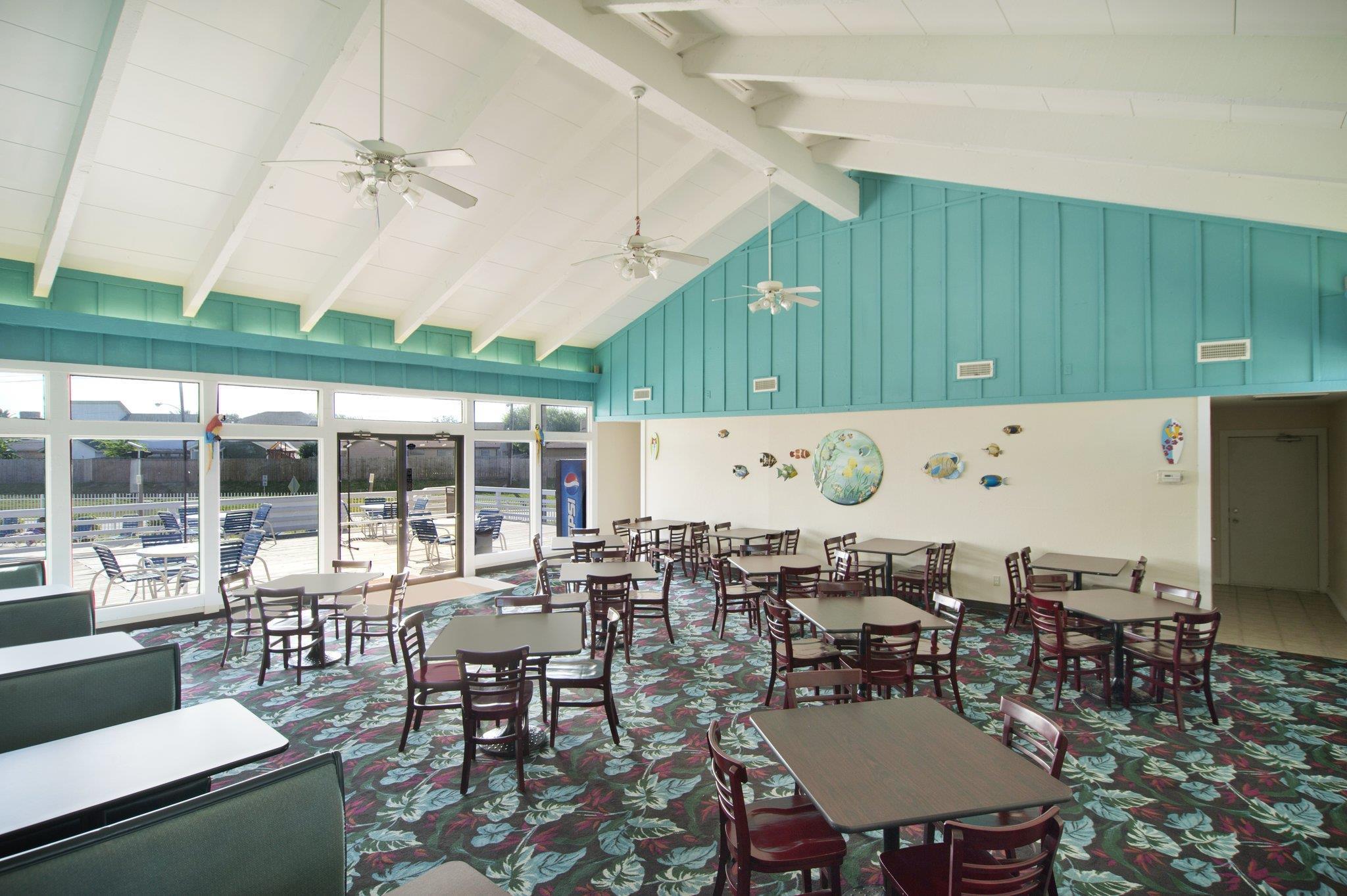 Vista Exterior Inn at The Waterpark