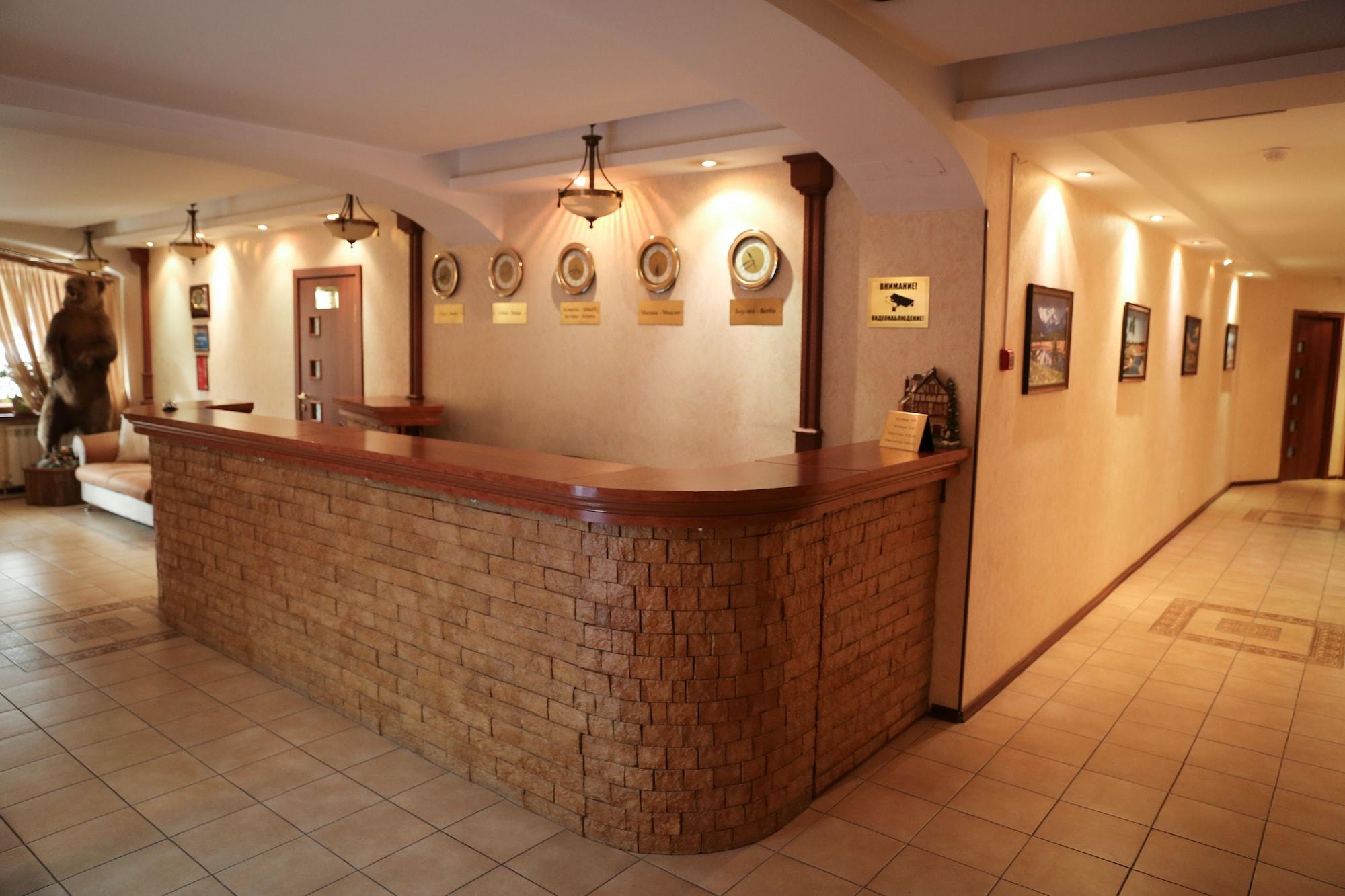 Vista Lobby Alpen Ville Hotel