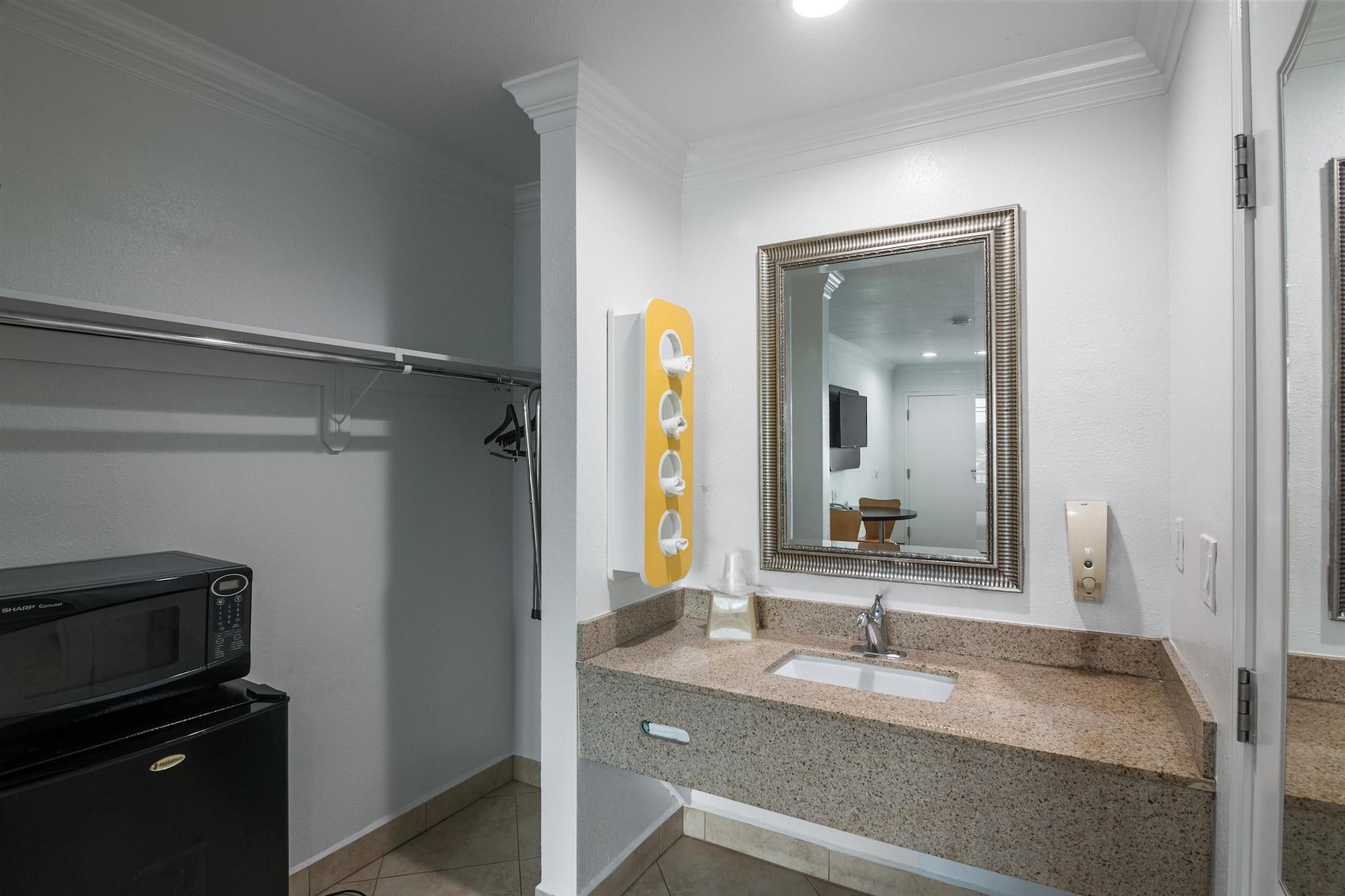 Equipamiento de Habitación Motel 6 Norwalk, CA