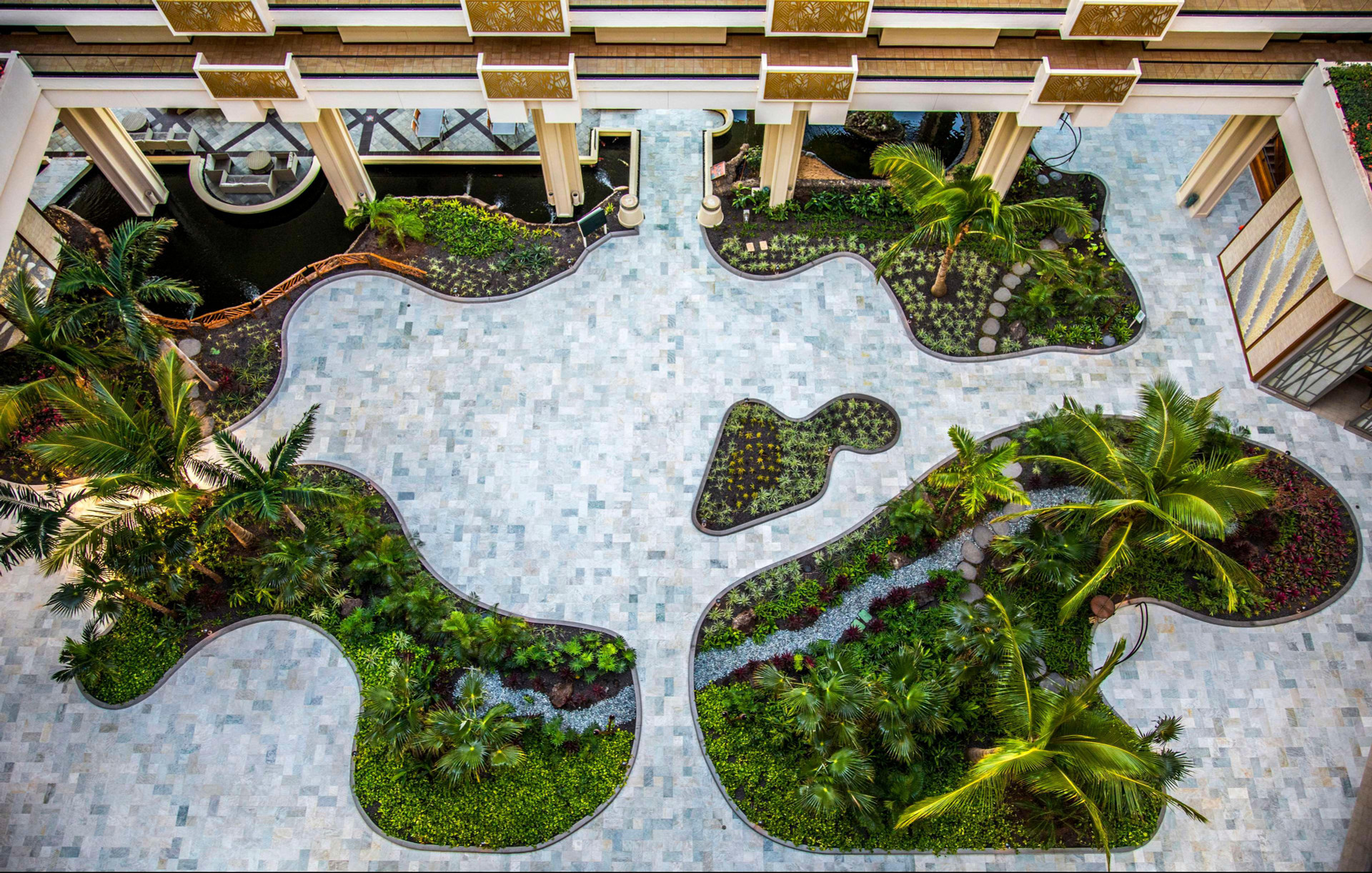 Vista Lobby Hyatt Regency Maui Resort And Spa