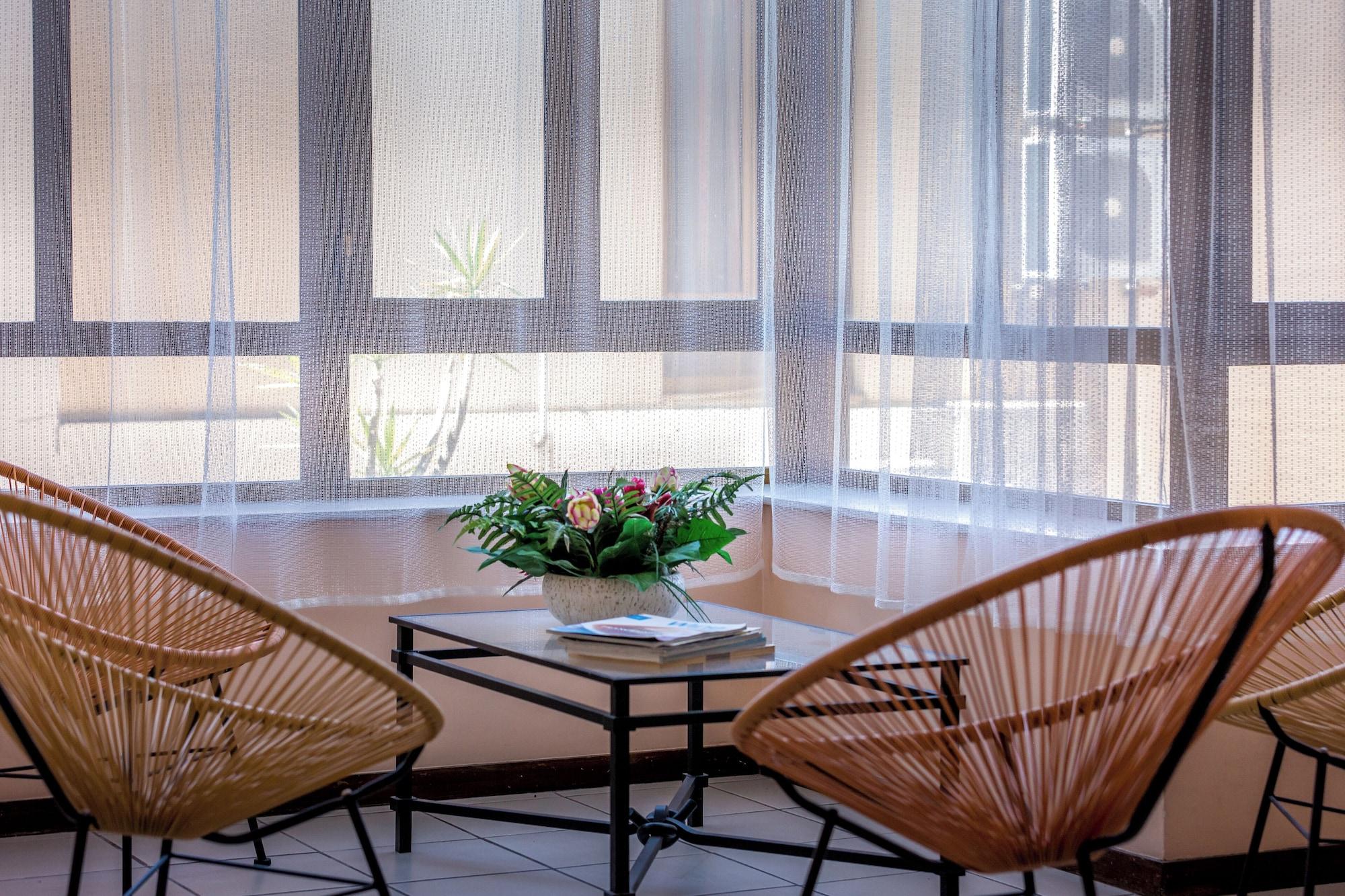 Comodidades del Alojamiento Império Hotel