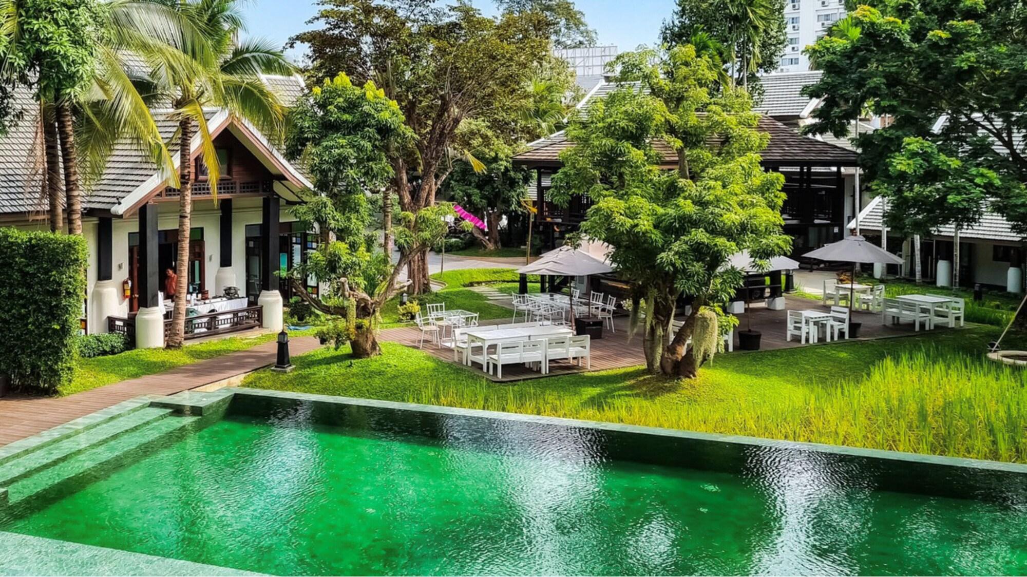 Vista Exterior Smile Lanna Hotel