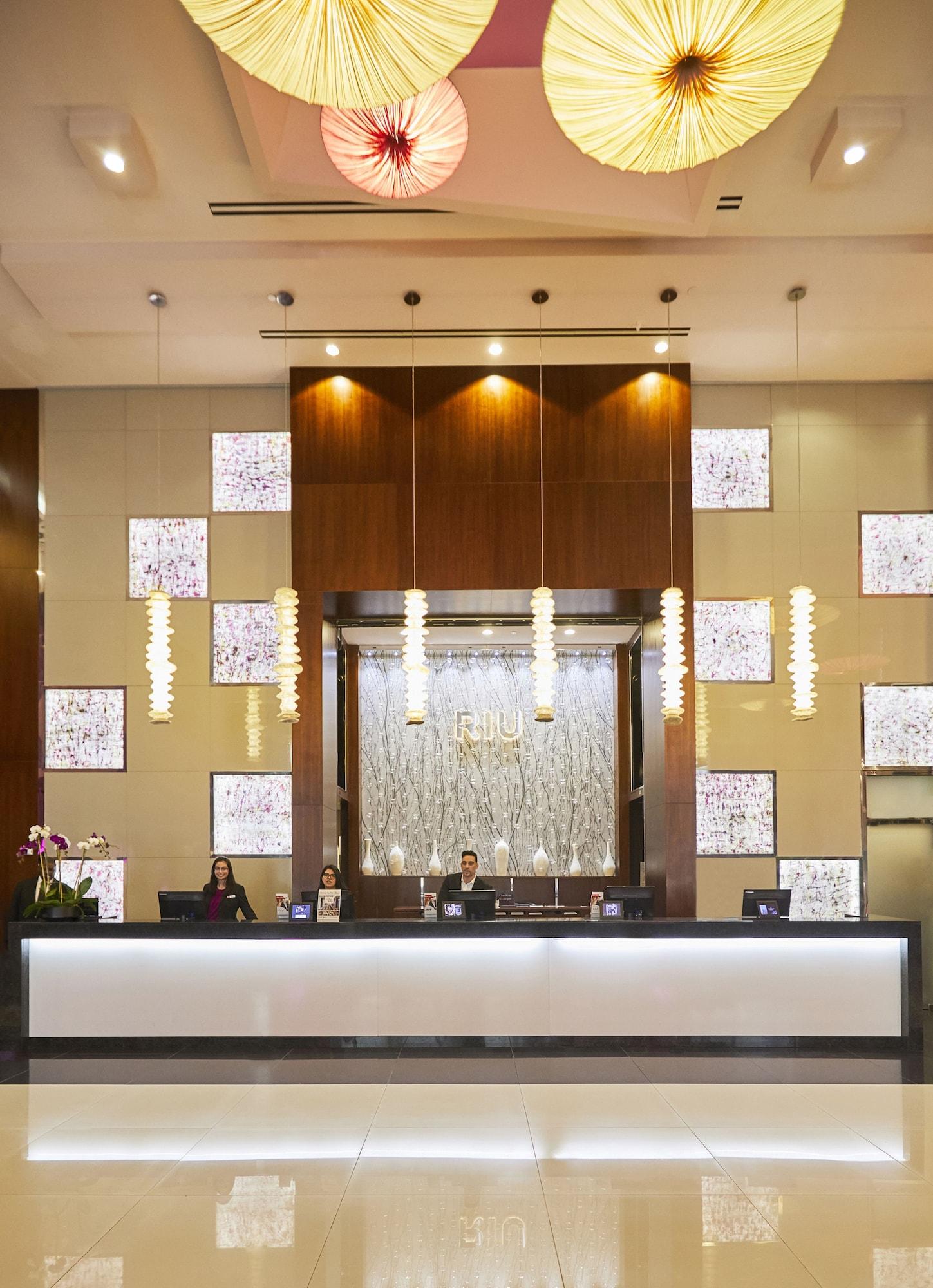 Vista Lobby Hotel Riu Plaza New York Times Square
