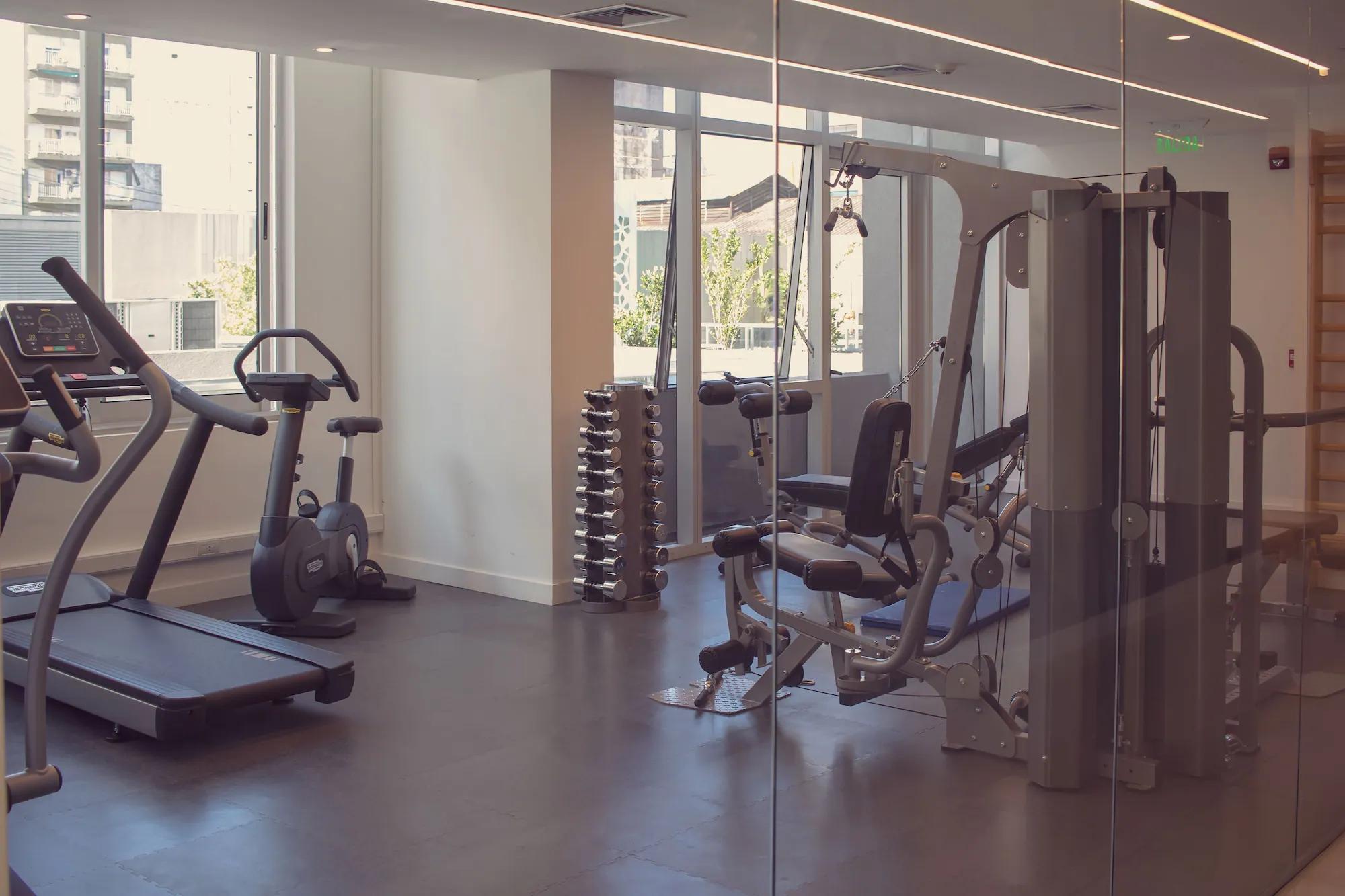 Gimnasio GrandView Hotel & Convention Center