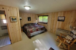 Alquiler Vacacional - COZY CABIN NEAR A CREEK IN THE FOREST