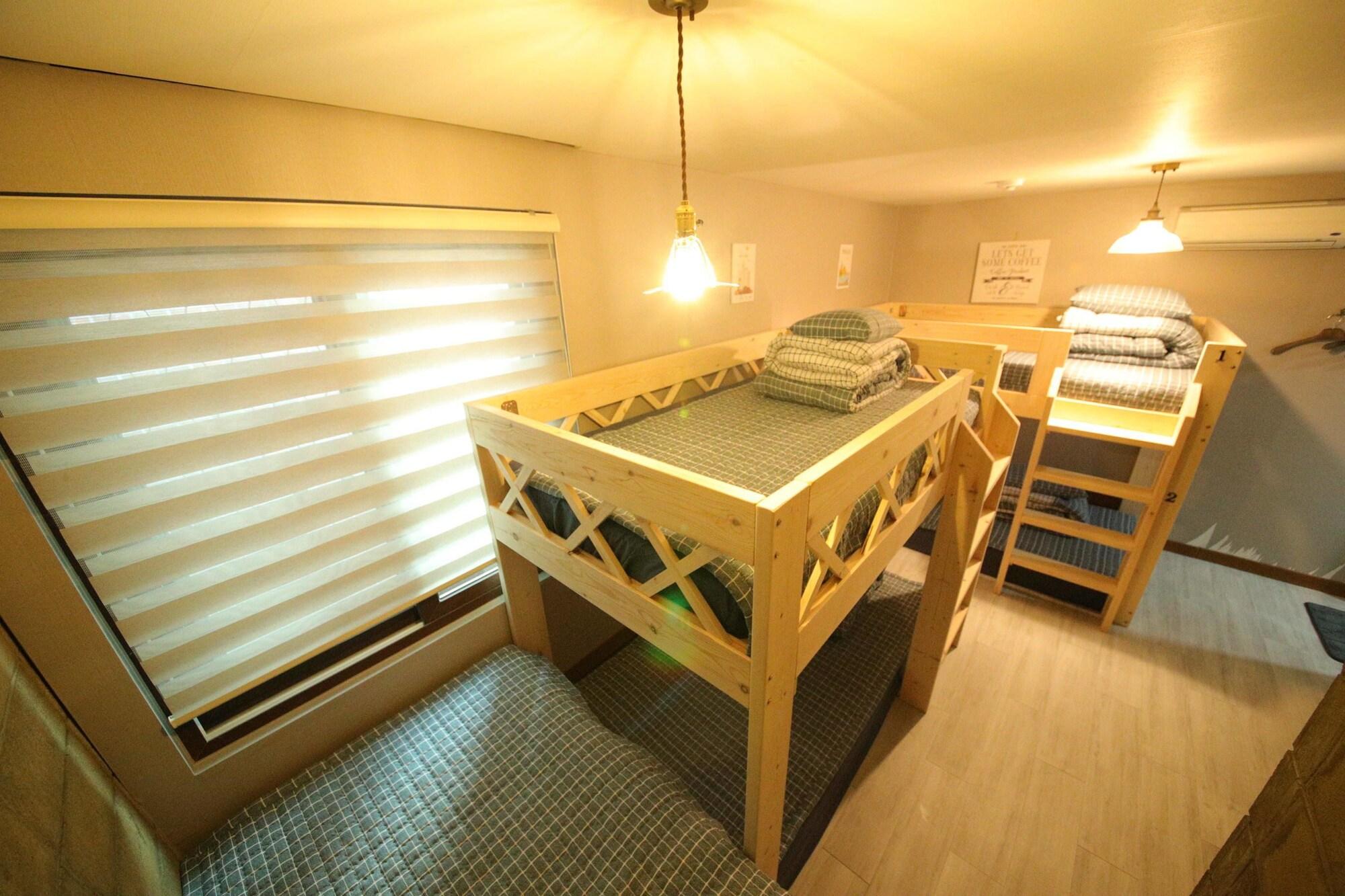 Equipamiento de Habitación Stitches House - Hostel