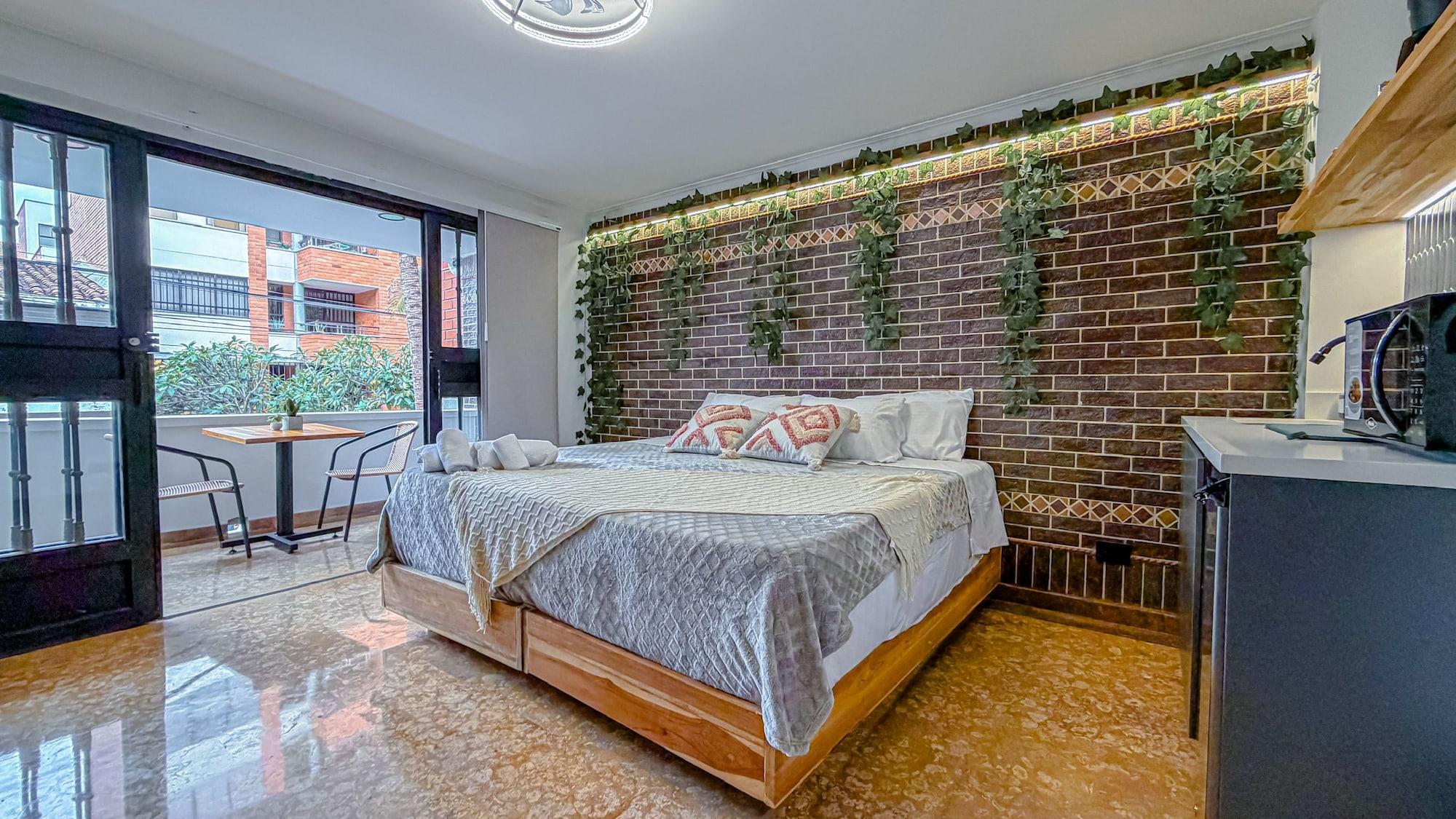 Varios Primavera Lofts
