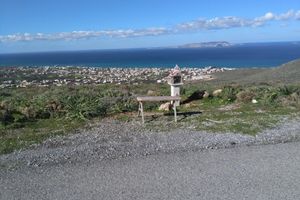 Alquiler Vacacional - Julie's apartment, Kokkini Hani, 2min walk to the beach,perfect family location!