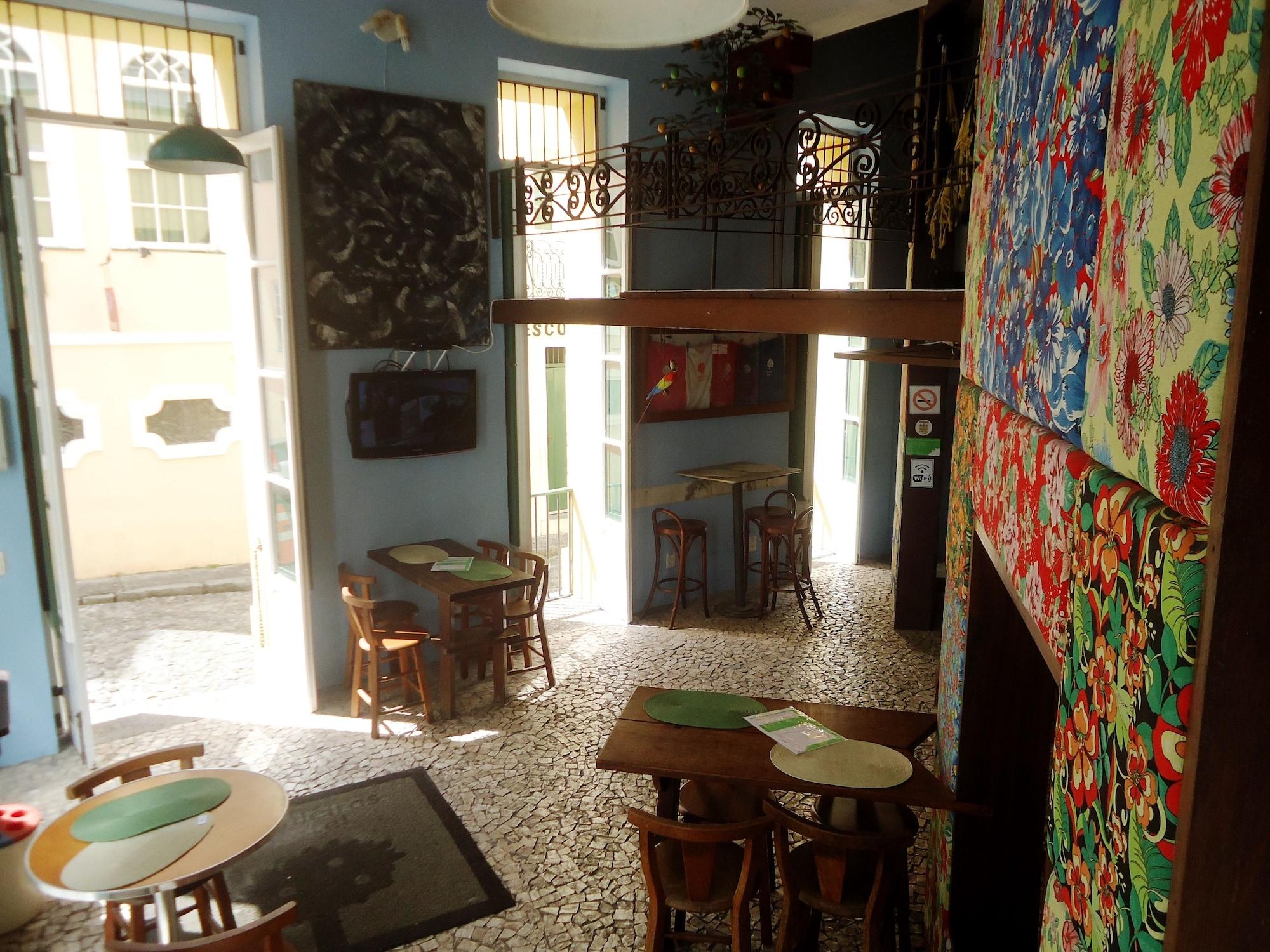 Bar/Salón Laranjeiras Hostel