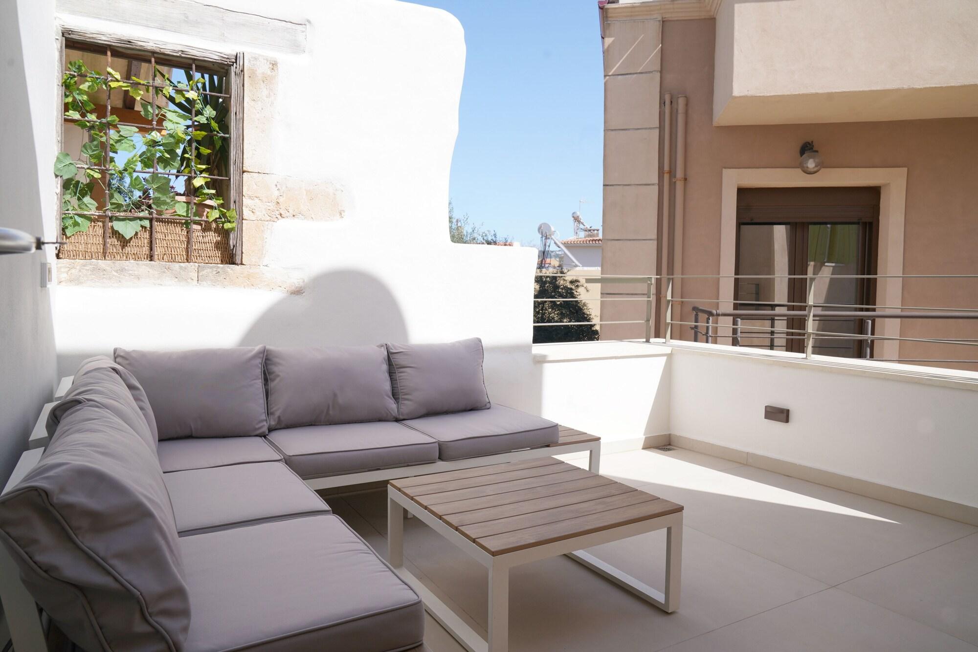 Equipamiento de Habitación Mystiko with Hot Tub - Chania Old Town