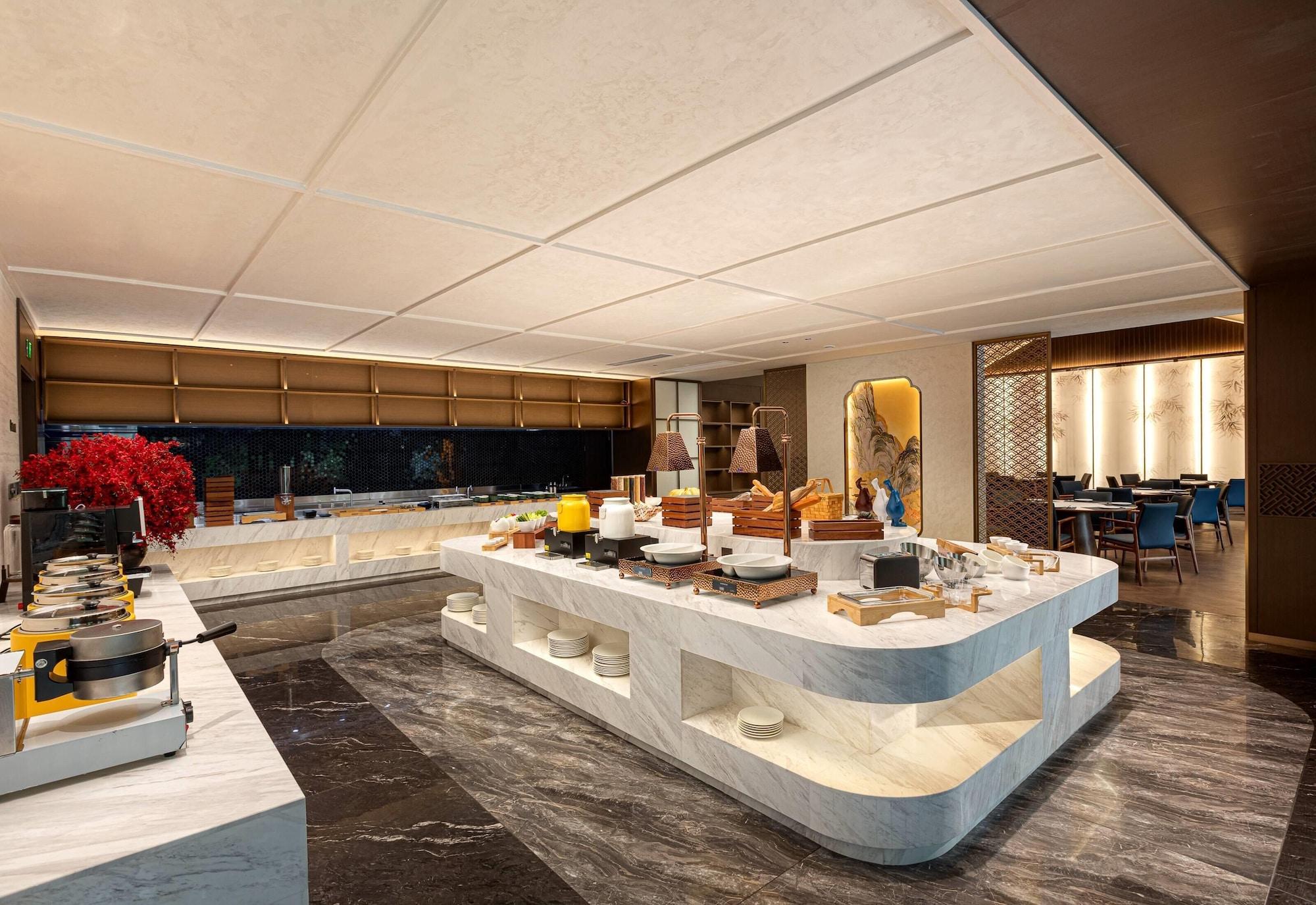 Restaurant Days Hotel By Wyndham Tianshui Qinzhou