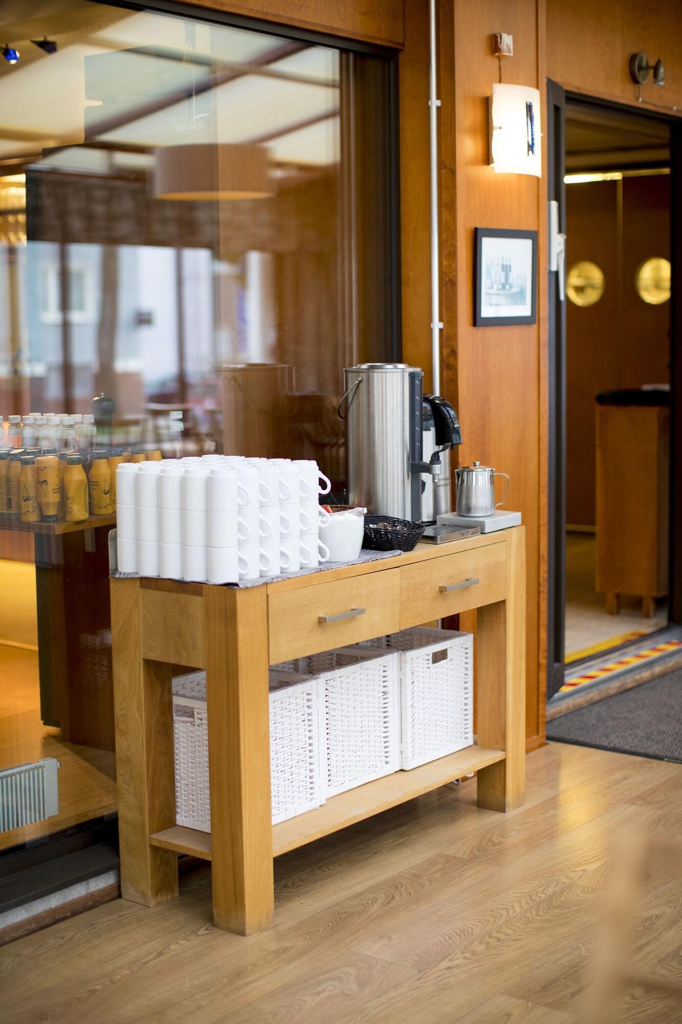 Bar/Salón Savoy Mariehamn