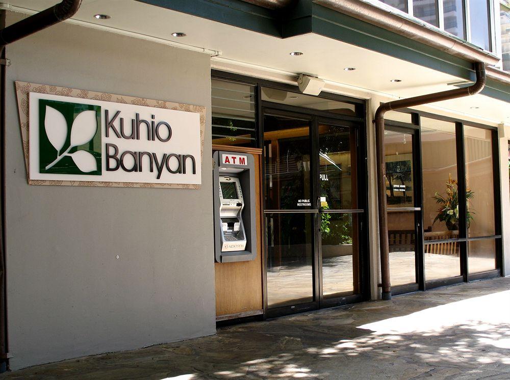 Varios Kuhio Banyan Club