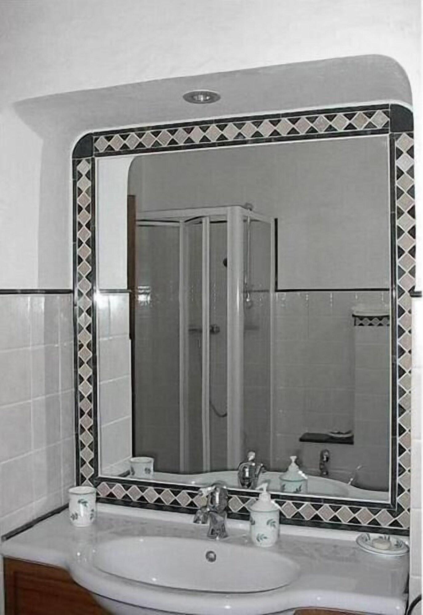 Equipamiento de Habitación Ernestina