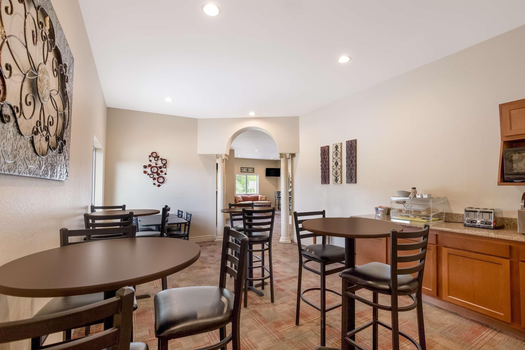 Restaurant SureStay Hotel by Best Western Whittington Rend Lake