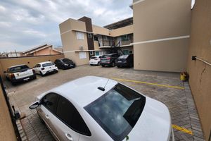 Alojamiento - Residencial Yama - Hospedagem e Moradia