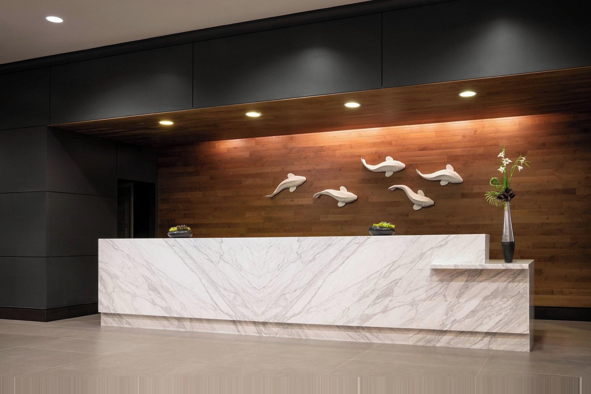 Vista Lobby Seattle Marriott Redmond