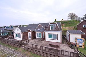 Alojamiento - SkyStarSea Pension