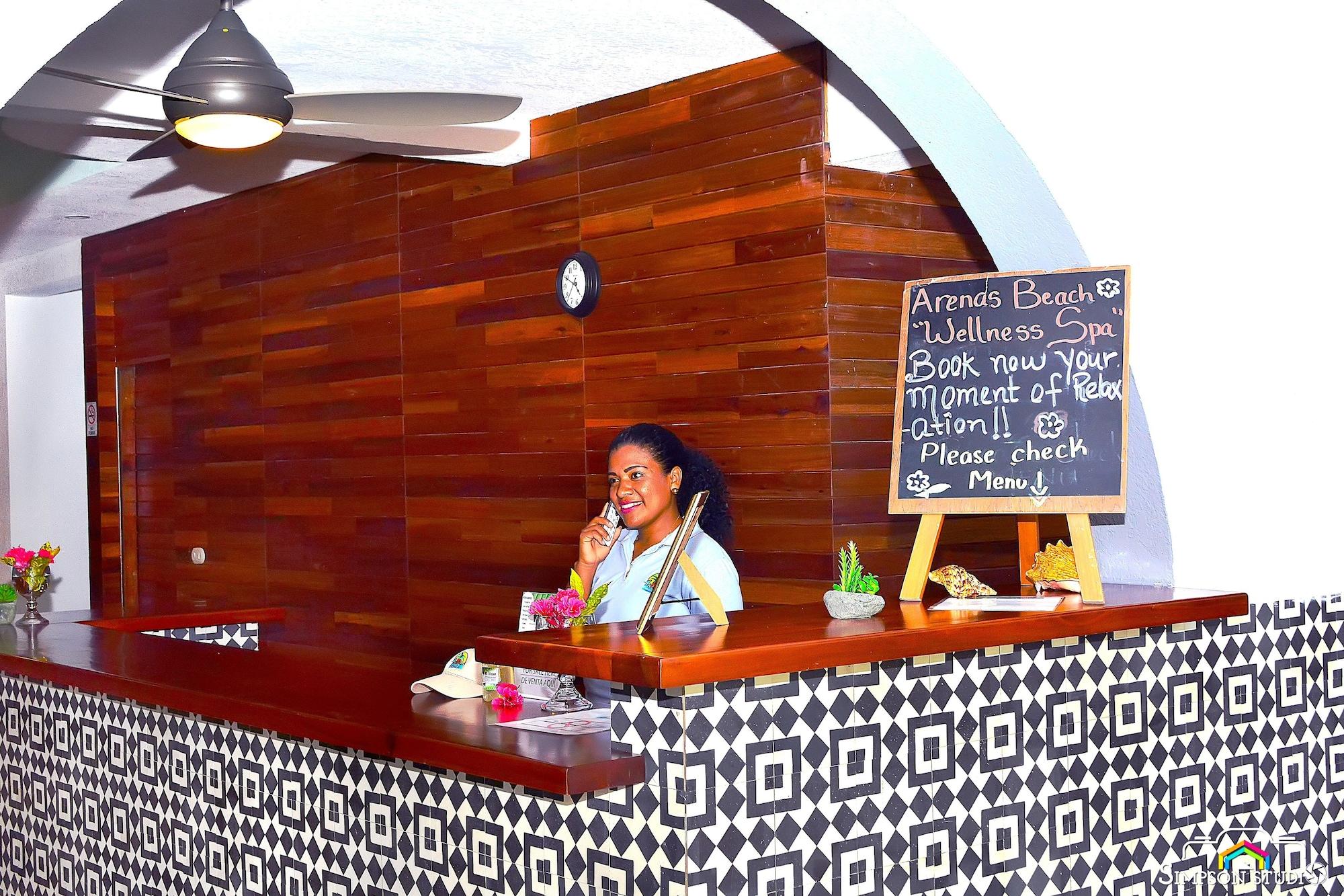 Spa Arenas Beach Hotel