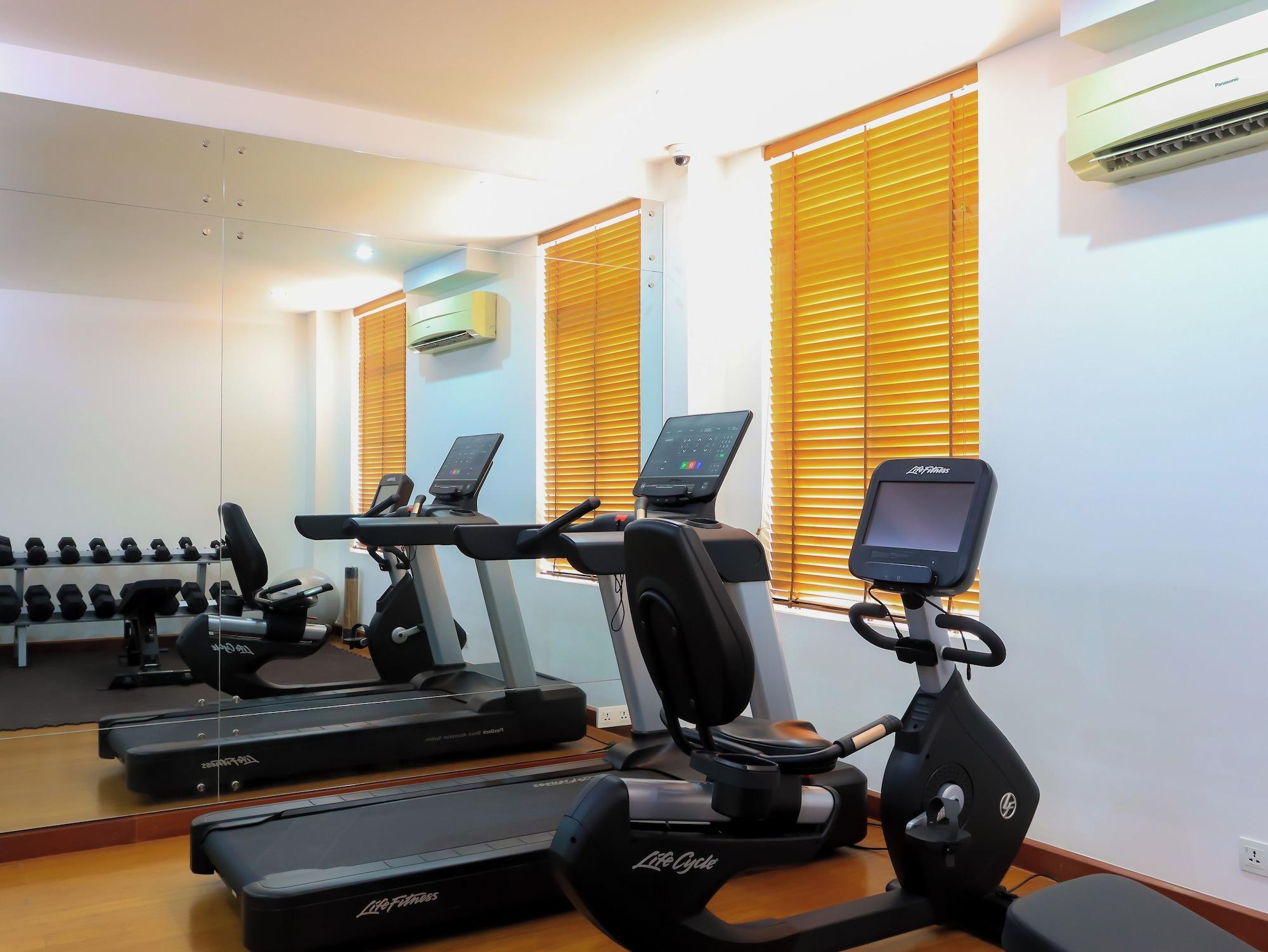 Gimnasio Jaya Suites Hotel
