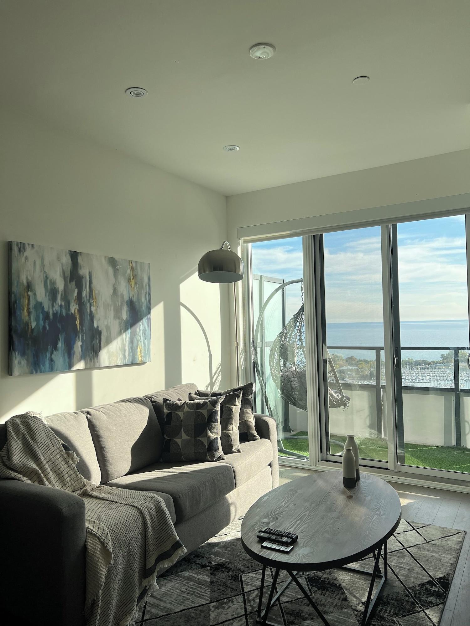 Varios Adastay Suites Toronto