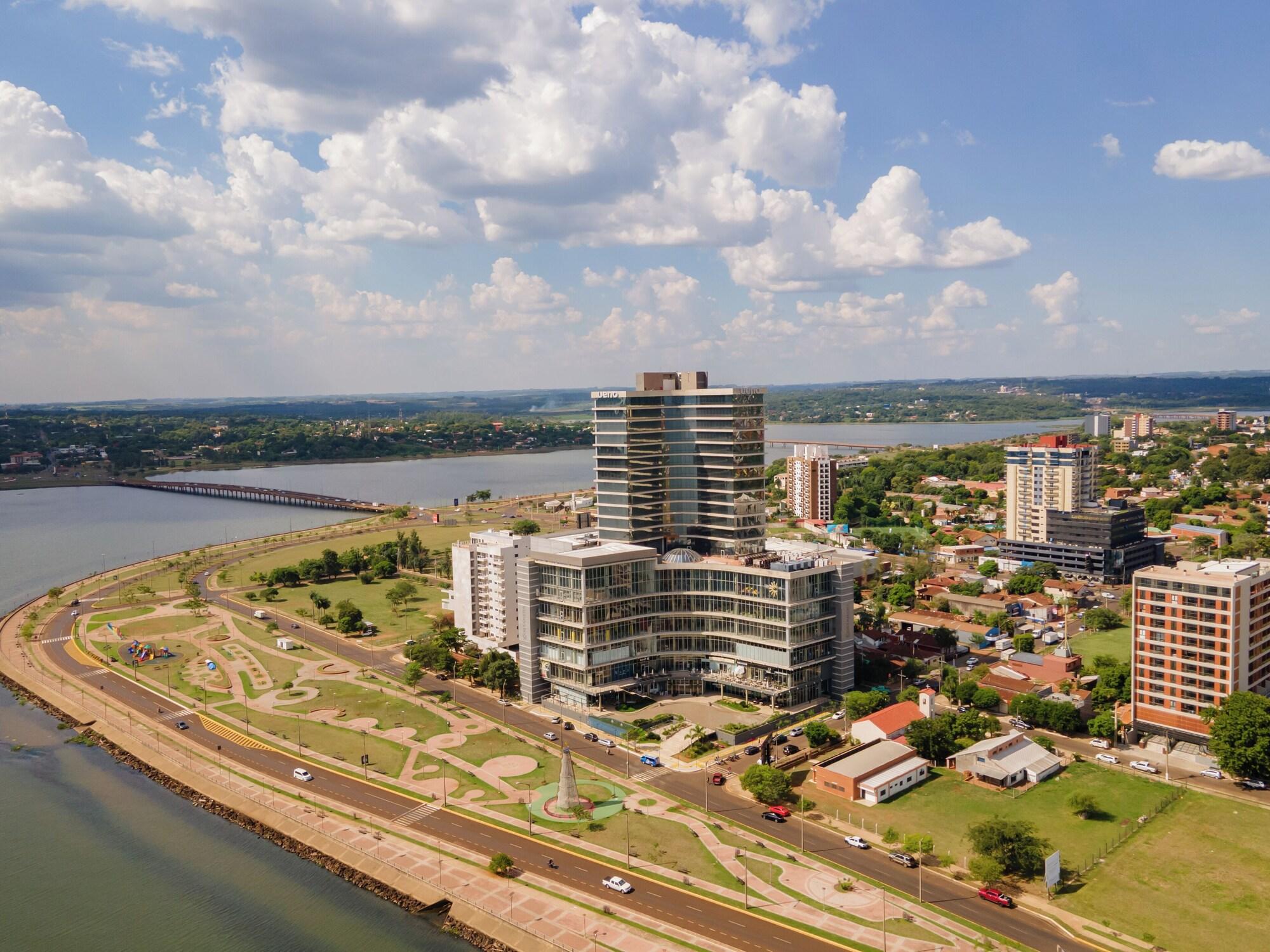 Varios Alula Hotel Encarnacion