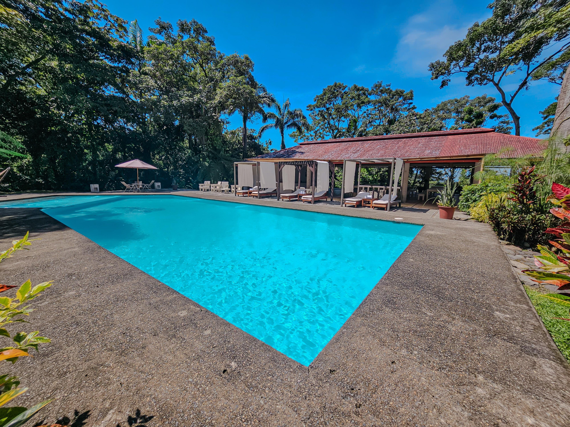Vista Piscina Argovia Ecolodge