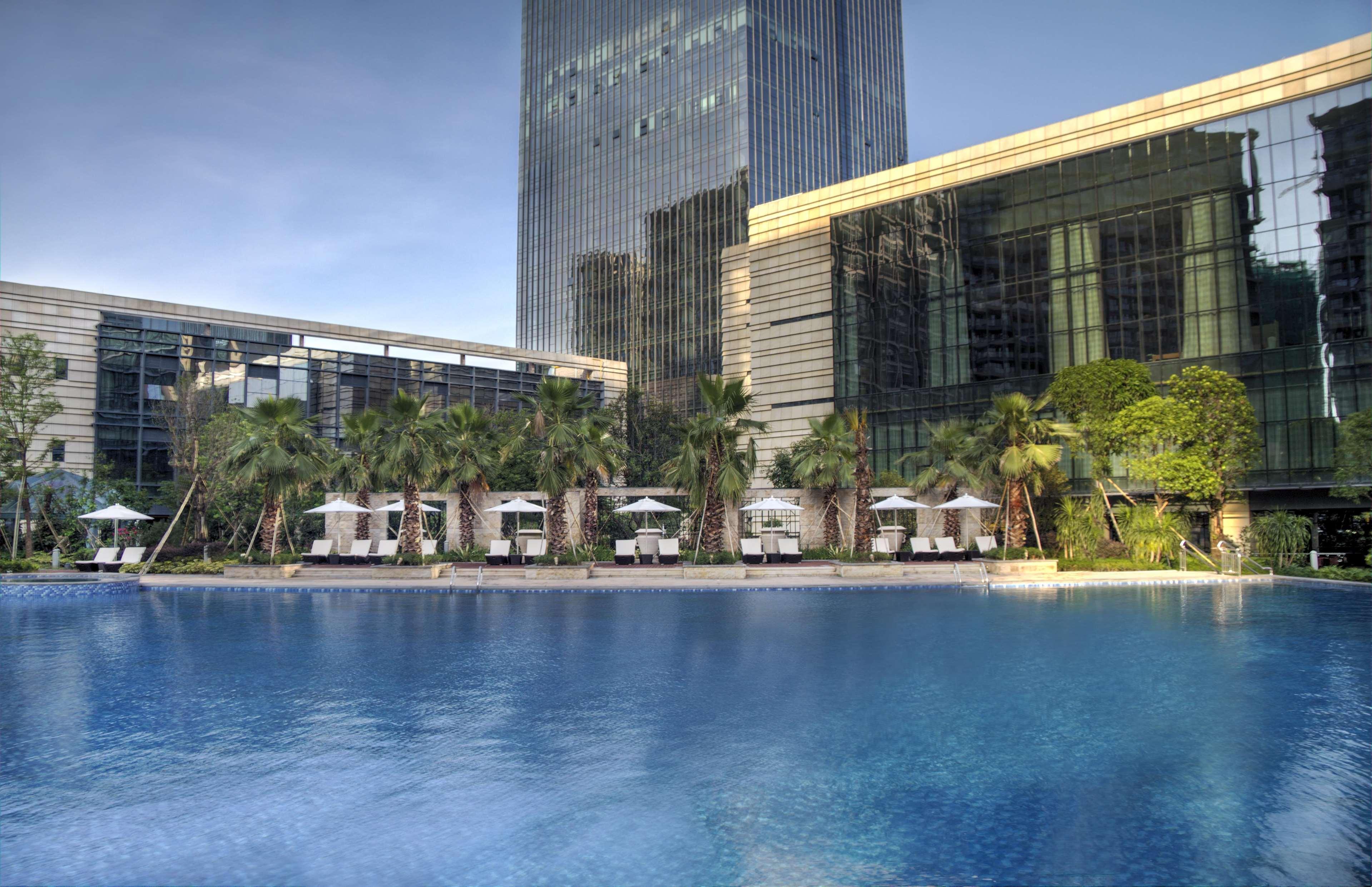 Vista Piscina Doubletree By Hilton Heyuan