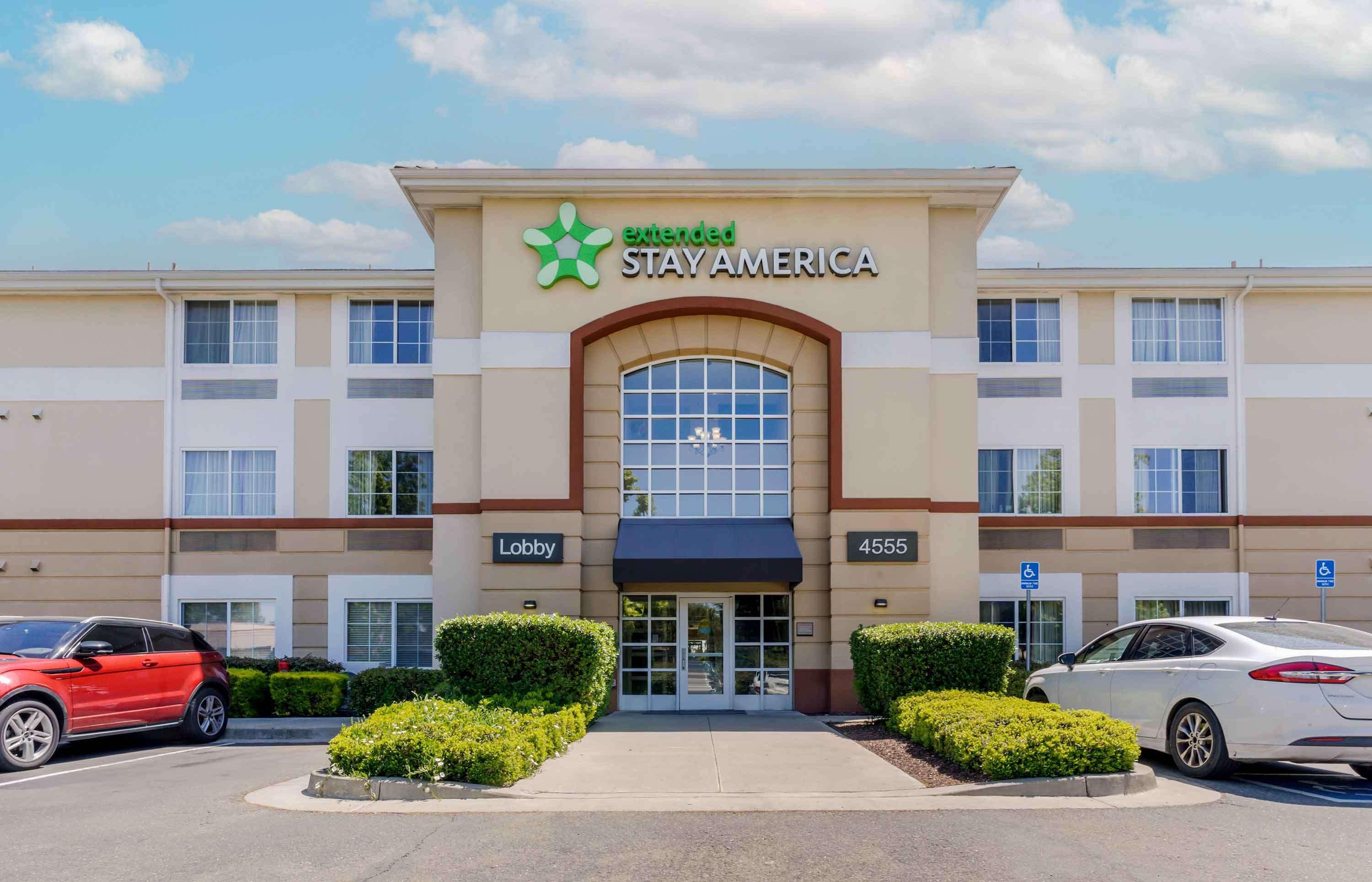 Vista Exterior Extended Stay America Suites Pleasanton Chabot Dr