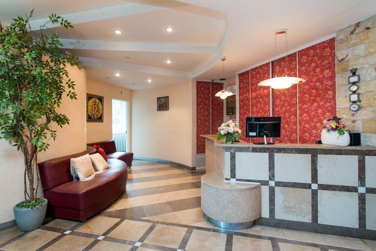 Vista Exterior West Hotel