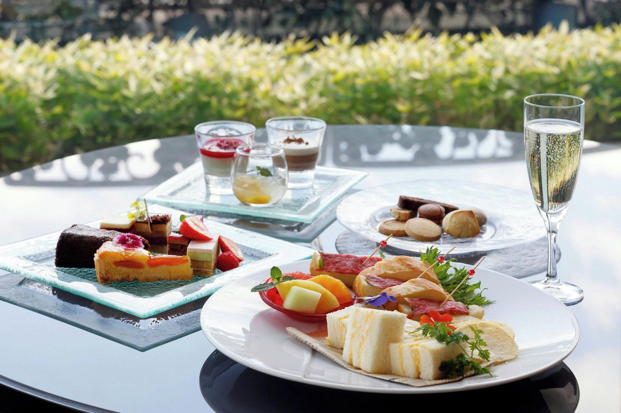 Bar/Salón Osaka Marriott Miyako Hotel